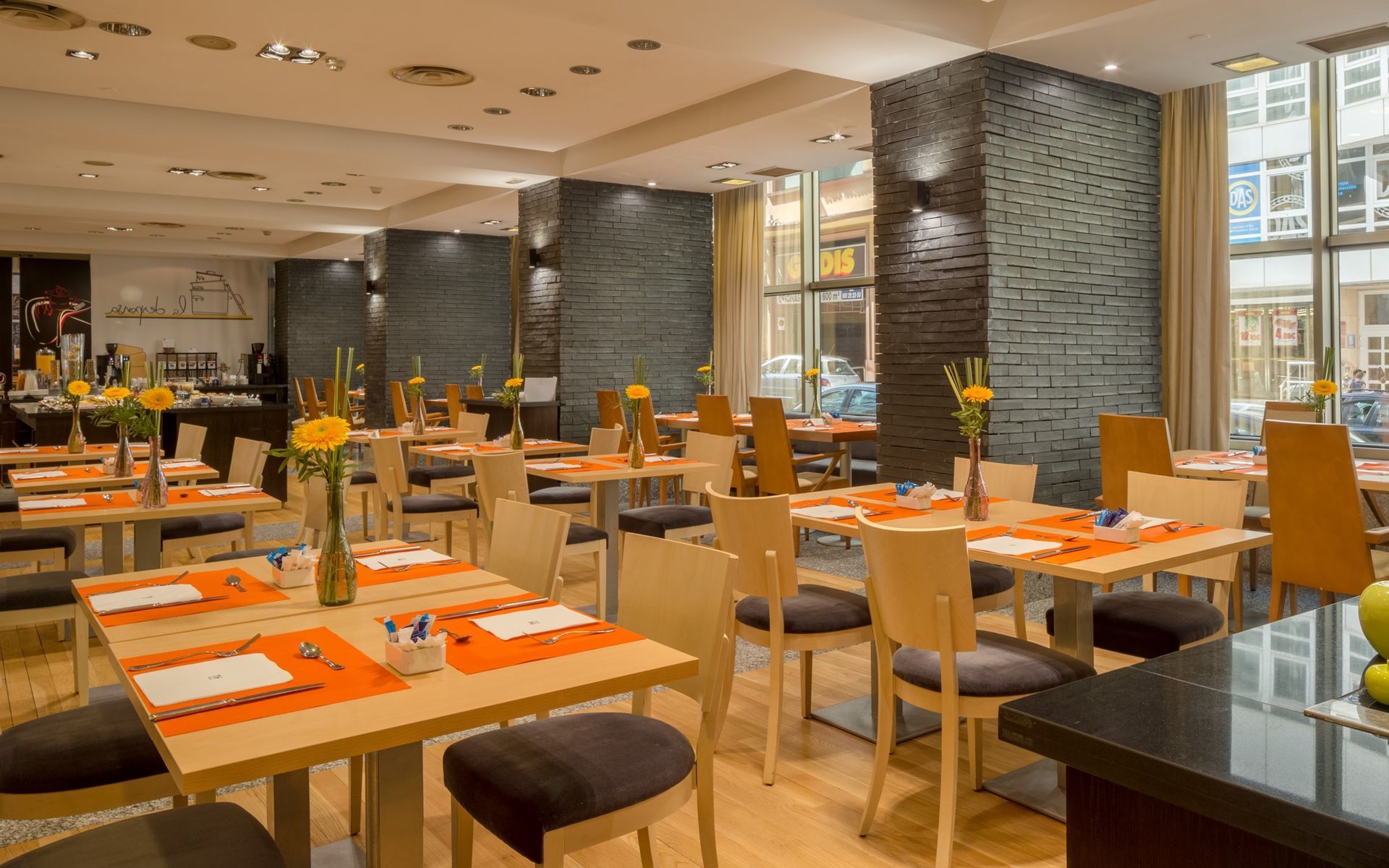 Hesperia Centro Hotel